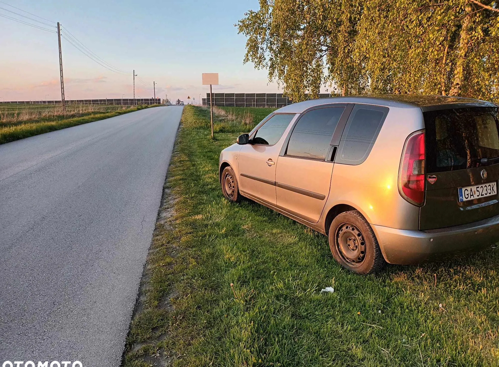 Skoda Roomster cena 13700 przebieg: 263600, rok produkcji 2010 z Jędrzejów małe 172